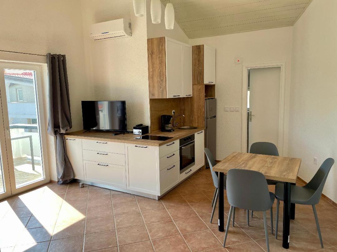 Apartment Josip Вир Екстериор снимка