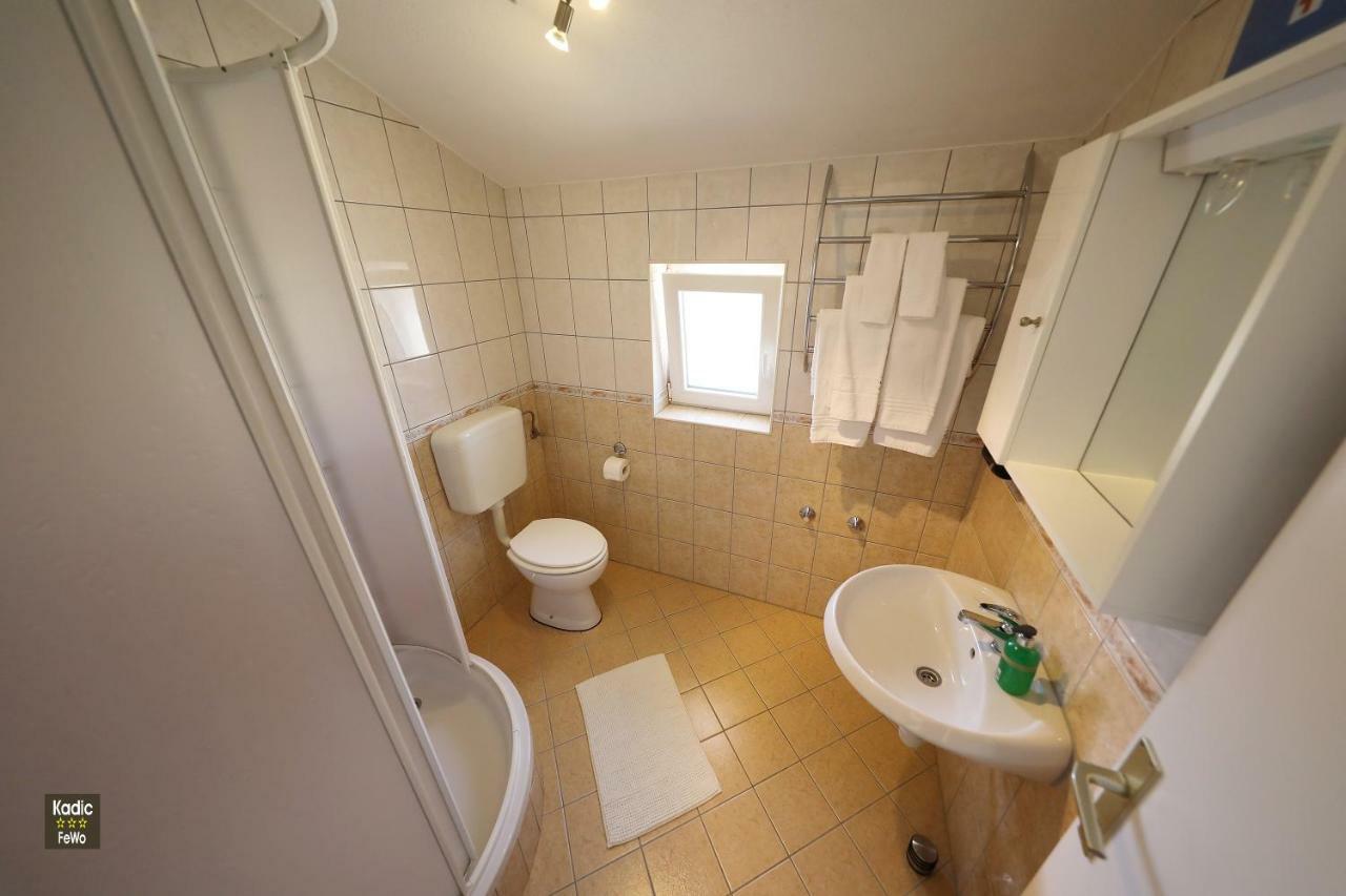 Apartment Josip Вир Екстериор снимка